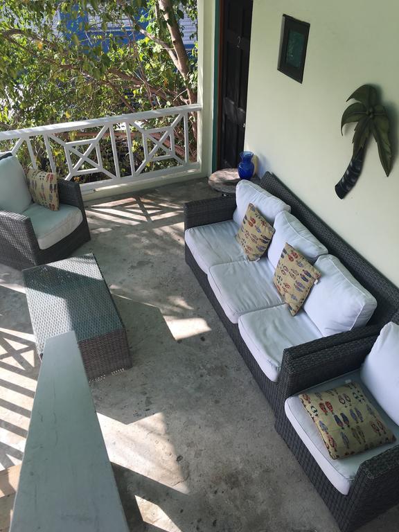 Mamacitas Guest House Isla Culebra Ngoại thất bức ảnh